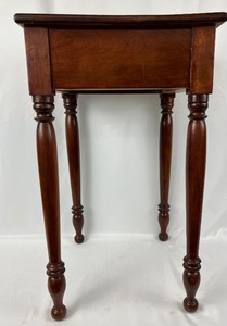 lot 89 image: Handsome Vintage Two-Tone Wood Side Table