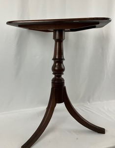 lot 90 image: Antique Rectangular Wood Side Table