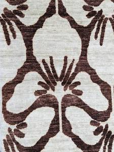 lot 79 image: Exquisite Wool Afghani Lily Handwoven Area Rug - Approx 6 x 10