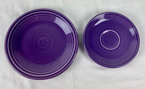 lot 48 image: Vibrant Purple Fiestaware Plates, Bowl & Mug