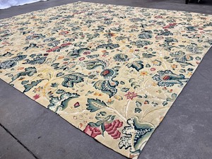 lot 121 image: Incredible Vintage Flat Weave Wool Hand Made Persian Area Rug- 11 5 x 10
