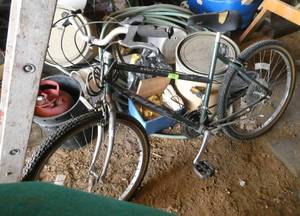 10-Speed Huffy Mountain bike