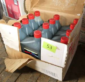 Case of 2 cycle oil