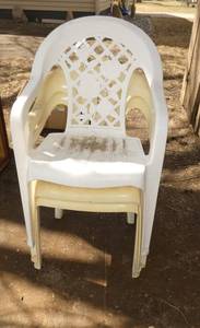 3 plastic outdoor chairs