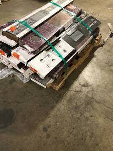lot 21 image: Mix Lot of Assorted Home Decorators - Tile Flooring - various conditions - review all pictures