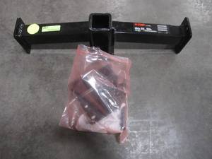 Curt Class  2 Front Receiver Hitch, Select Ford F-250, F-350, F-450 Super Duty. S0143U-RA, Towing Draw Bar, 5K Lbs Trailer Weight, 500 lbs Tongue Weight, 9K Lbs Straight Line Pull.
