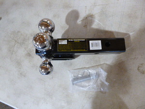 lot 3 image: Tri-Ball Trailer Hitch Mount