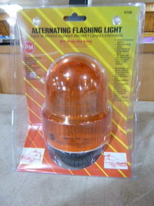 lot 43 image: Peterson Manufacturing Alternating Flashing Light