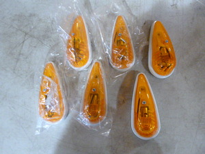 lot 64 image: 6 Amber Tear Drop Lights