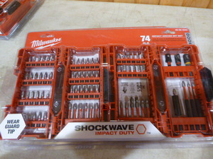 lot 131 image: Milwaukee 74 Piece Impact Driver Bit Set