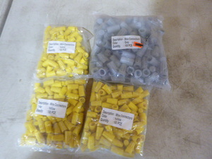 lot 195 image: 4 Bags of Wire Connectors