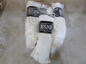 lot 291 image: 1 Dozen Pair of Mens Socks