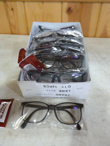 lot 311 image: 1 Dozen Pair of Reading Glasses