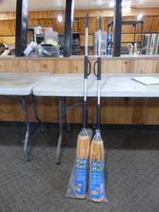 lot 314 image: 2 Mop Magic Mops