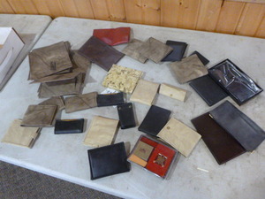 lot 331 image: Lot of Billfolds and Key Chains