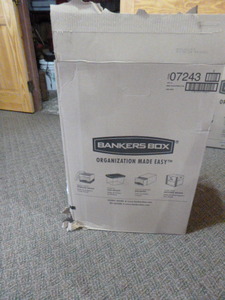 lot 333 image: Case of Bankers Box Heavy Duty Storage Boxes with Lids