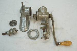 lot 24 image: Climax meat grinder #51