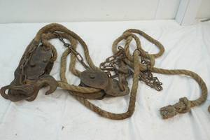 lot 40 image: vintage pulley system with rope and hooks