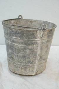 lot 60 image: galvanized bucket
