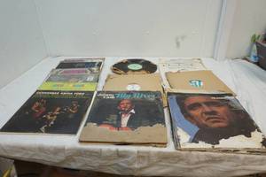 lot 93 image: vintage records