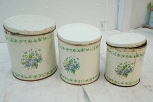 lot 132 image: vintage canister set