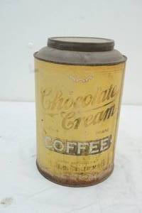 lot 139 image: vintage chocolate cream coffee tin with lid