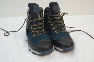 lot 184 image: Coleman Hiking shoes
