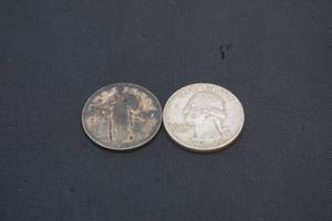 lot 223 image: quarters