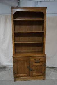 lot 316 image: antique wood cabinet with hutch