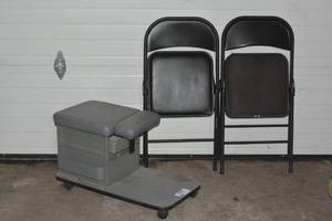lot 11 image: Sitting Mechanics Creeper with two padded tin chairs