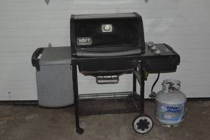 lot 13 image: Weber Genesis Silver Propane Grill