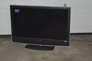 lot 18 image: Sony KDL-46S2010 46 BRAVIA LCD HDTV