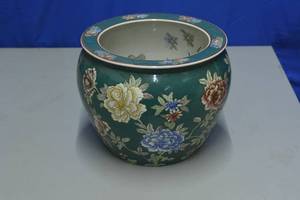 lot 43 image: Large Jardiniere Chinese Kois Bowl Planter