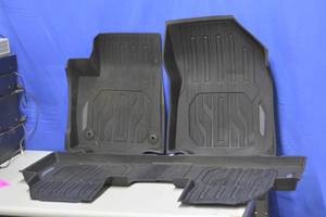 lot 77 image: GMC Floor Mats