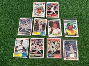 10 Different Reggie Jackson Cards