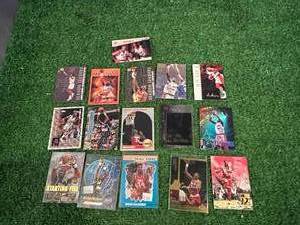 15 Different Hakeem Alajuwon Cards