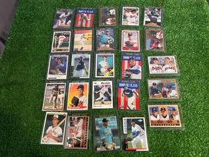 25 Different Baseball Cards - Mostly RCs