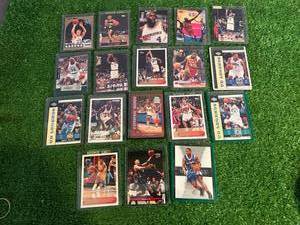 18 Basketball Rookies & Stars