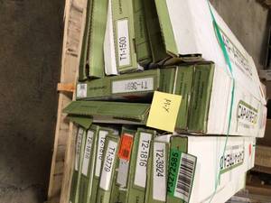 lot 3 image: Mix Pallet of Cap-A-Thread Stair Covers - various conditions - review all pictures