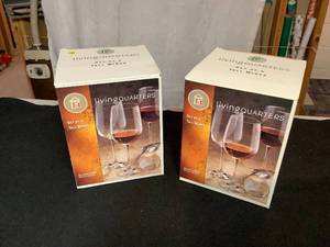 lot 258 image: livingQuarters Wine Glasses