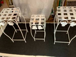 lot 260 image: Plant Stands