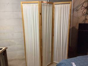 lot 309 image: ScreenRoom Divider