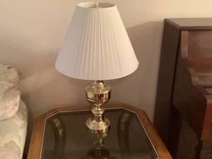 lot 314 image: Brass Colored Lamp wWhite Shade