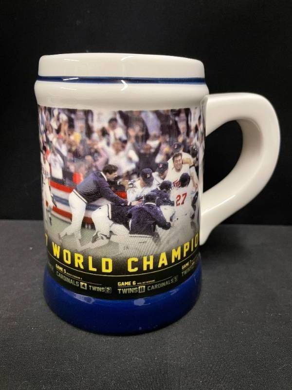 1987 World Series Collectible Stein, MN Twins, NEW | Autographed Sports  Memorabilia | K-BID