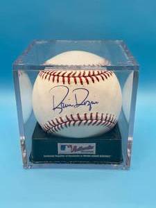 Brian Dozier MN Twins authenticated autographed baseball