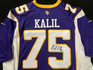 MN Vikings autographed jersey, Matt Kalil
