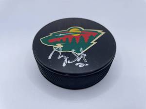 MN Wild autographed hockey puck, Ryan Suter