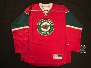 MN Wild Devin Setoguchi autographed hockey jersey