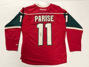 MN Wild Zach Parise autographed hockey jersey