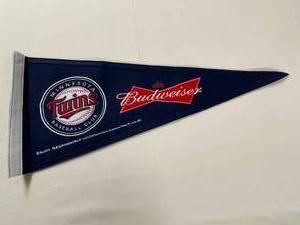 MN Twins  Budweiser oversized pennant, NEW